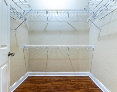 2429 Nw 93rd Street - Photo Thumbnail 25