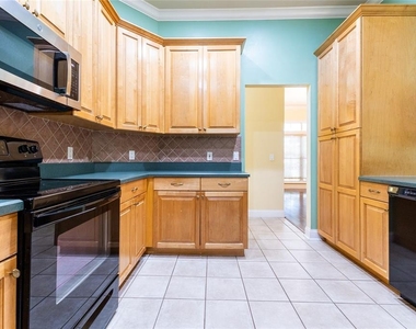 2429 Nw 93rd Street - Photo Thumbnail 15