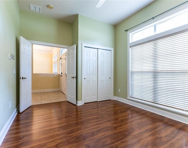 2429 Nw 93rd Street - Photo Thumbnail 12