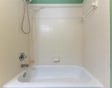 2429 Nw 93rd Street - Photo Thumbnail 34