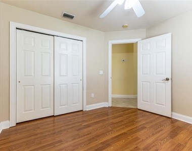 2429 Nw 93rd Street - Photo Thumbnail 32