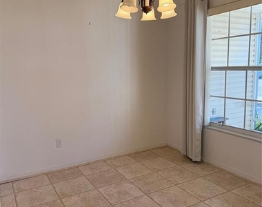 4501 River Ridge Drive - Photo Thumbnail 2