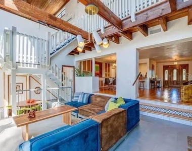 1286 John Anderson Drive - Photo Thumbnail 13