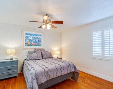 1286 John Anderson Drive - Photo Thumbnail 24