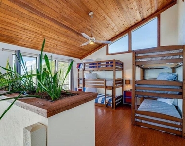 1286 John Anderson Drive - Photo Thumbnail 37