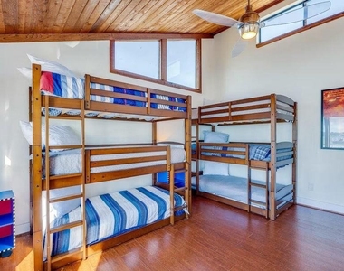1286 John Anderson Drive - Photo Thumbnail 36