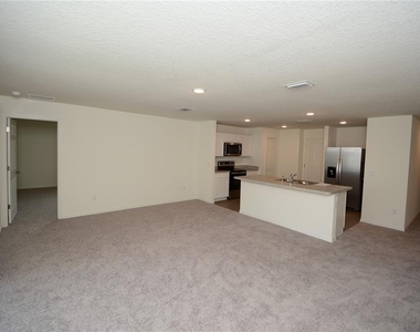 11 Roxland Lane - Photo Thumbnail 12