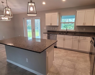 13481 Drysdale Avenue - Photo Thumbnail 3