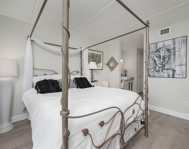 845 Benjamin Franklin Drive - Photo Thumbnail 15