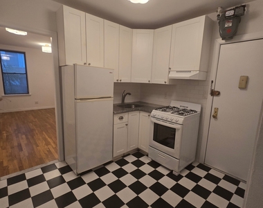 334 East 73rd Street - Photo Thumbnail 6