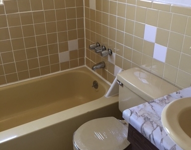 89-07 133rd Ave - Photo Thumbnail 5