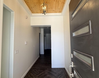 13389 Carterton Avenue - Photo Thumbnail 7