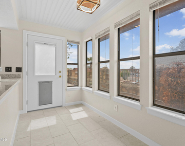 1805 Gurss Place - Photo Thumbnail 9