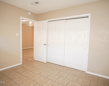 8604 Lawson Street - Photo Thumbnail 6