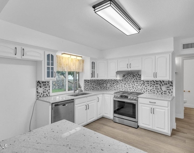 19004 Bremerton Drive - Photo Thumbnail 7