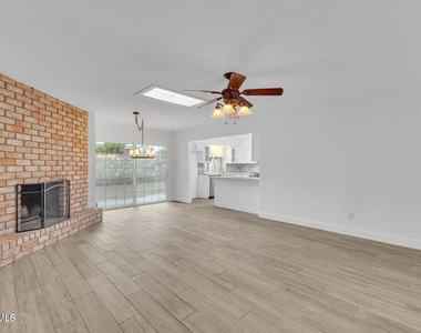 19004 Bremerton Drive - Photo Thumbnail 13