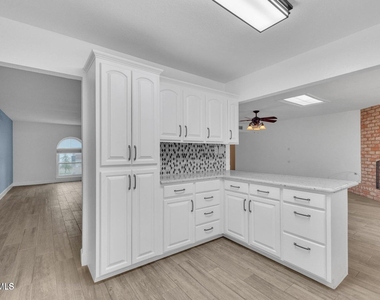 19004 Bremerton Drive - Photo Thumbnail 10