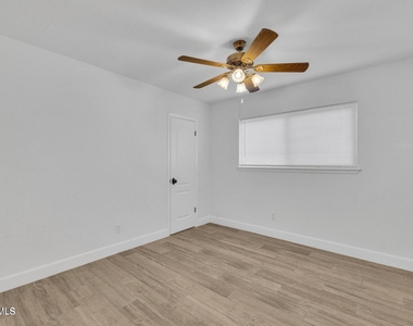19004 Bremerton Drive - Photo Thumbnail 46