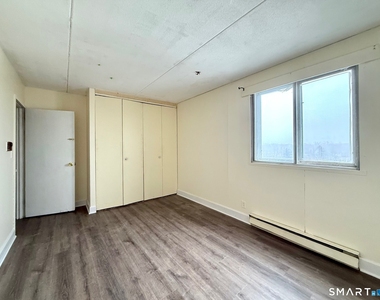120 Huntington Turnpike - Photo Thumbnail 5