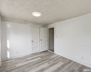 115 Main Street - Photo Thumbnail 12