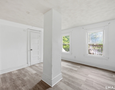 115 Main Street - Photo Thumbnail 6