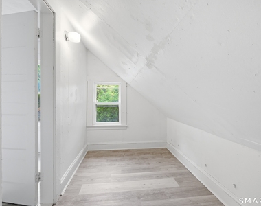 115 Main Street - Photo Thumbnail 7