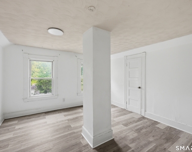 115 Main Street - Photo Thumbnail 8