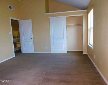 11233 Red Barrel Place - Photo Thumbnail 50