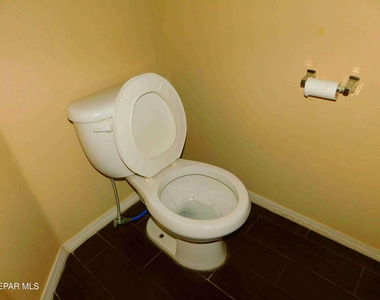 11233 Red Barrel Place - Photo Thumbnail 32