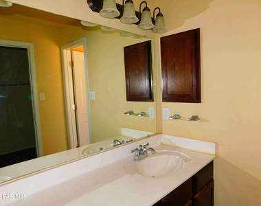 11233 Red Barrel Place - Photo Thumbnail 29