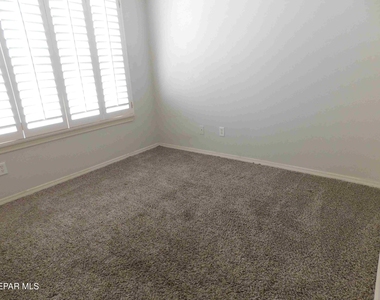 10051 Railroad Drive - Photo Thumbnail 19