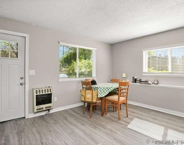 298 Old Waterbury Road - Photo Thumbnail 5