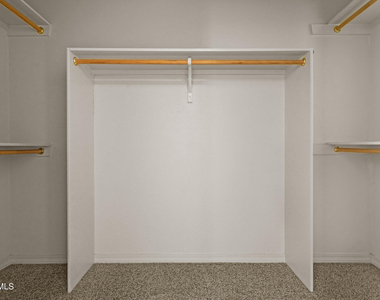 369 Emerald Acres Street - Photo Thumbnail 21