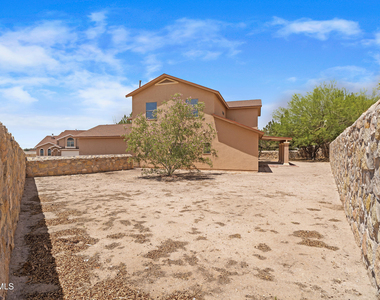 369 Emerald Acres Street - Photo Thumbnail 31