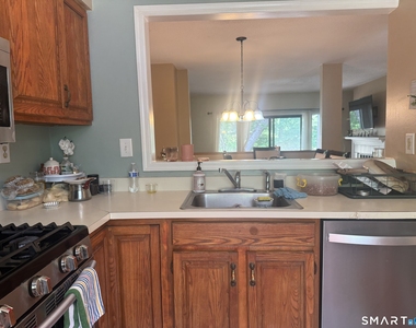 2 Stonington Court - Photo Thumbnail 4
