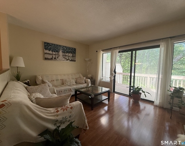 2 Stonington Court - Photo Thumbnail 6