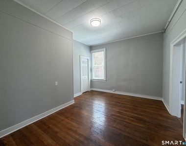 63 Derby Avenue - Photo Thumbnail 7