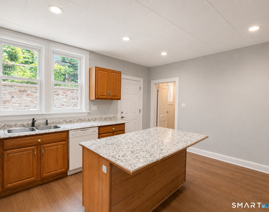63 Derby Avenue - Photo Thumbnail 2