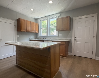 63 Derby Avenue - Photo Thumbnail 5