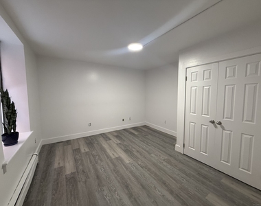 575 Bank Street - Photo Thumbnail 9