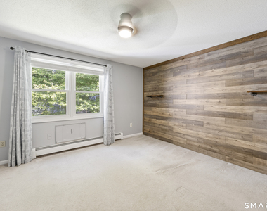 135 Fairway Drive - Photo Thumbnail 14