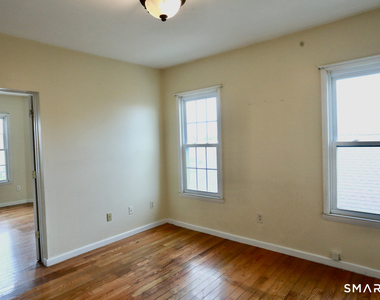 116 Ogden Street - Photo Thumbnail 9