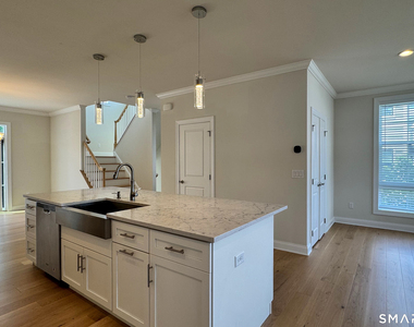 25 Brentwood Circle - Photo Thumbnail 7