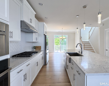 25 Brentwood Circle - Photo Thumbnail 3