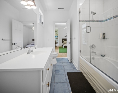 164 West Lane - Photo Thumbnail 23