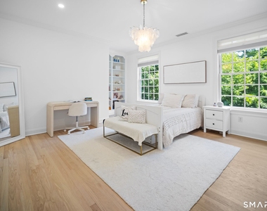 164 West Lane - Photo Thumbnail 24