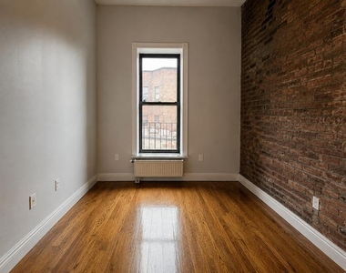 202 East 13th Street - Photo Thumbnail 3