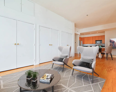 135 William Street - Photo Thumbnail 4