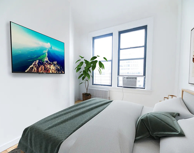 135 William Street - Photo Thumbnail 6