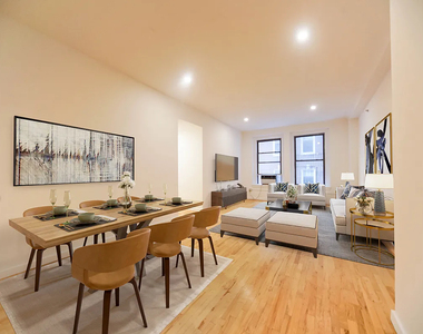 135 William Street - Photo Thumbnail 1